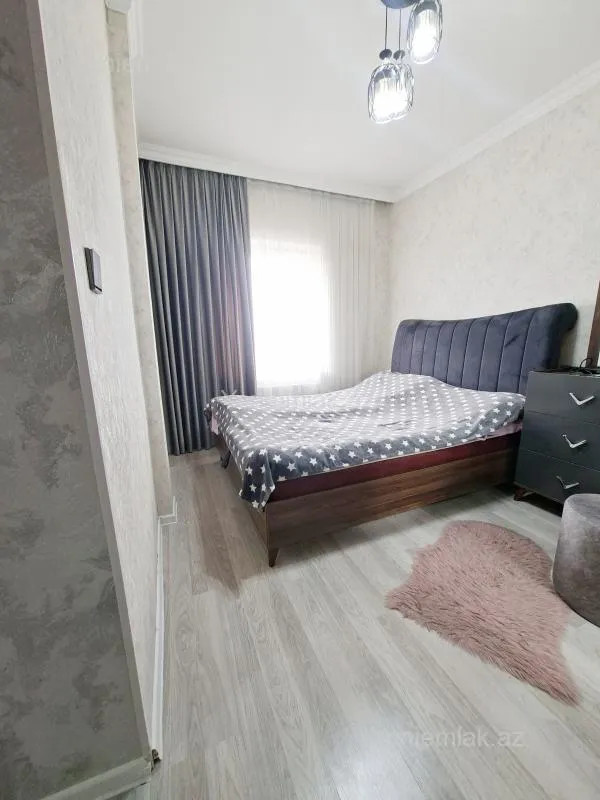 Satılır 2 otaqlı köhnə tikili 40 m²