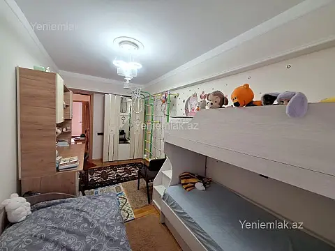 Satılır 2 otaqlı köhnə tikili 55 m²
