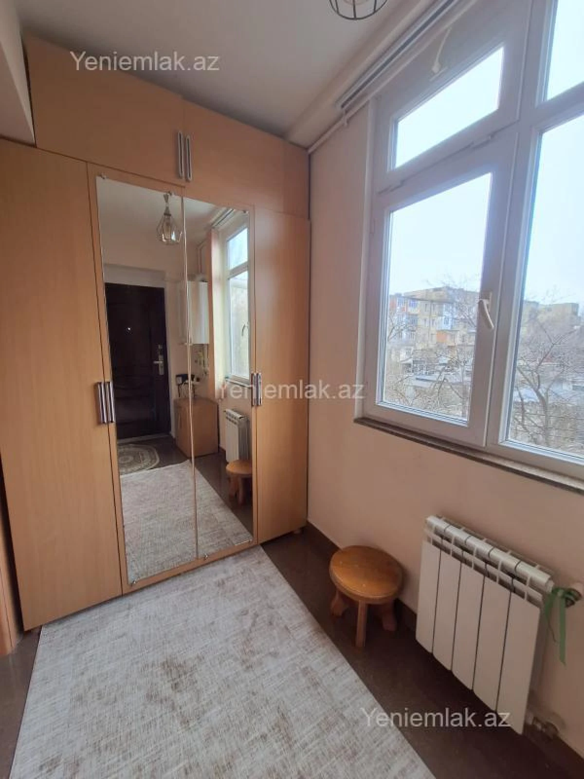 Satılır 2 otaqlı köhnə tikili 55 m²