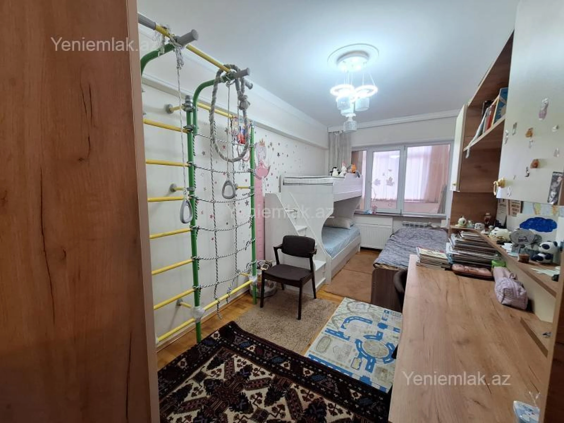 Satılır 2 otaqlı köhnə tikili 55 m²