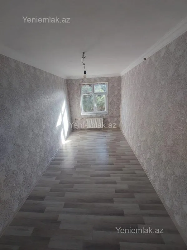 Satılır 3 otaqlı köhnə tikili 72 m²