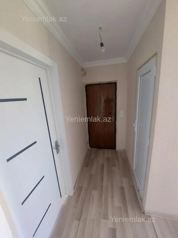 Satılır 3 otaqlı köhnə tikili 72 m²