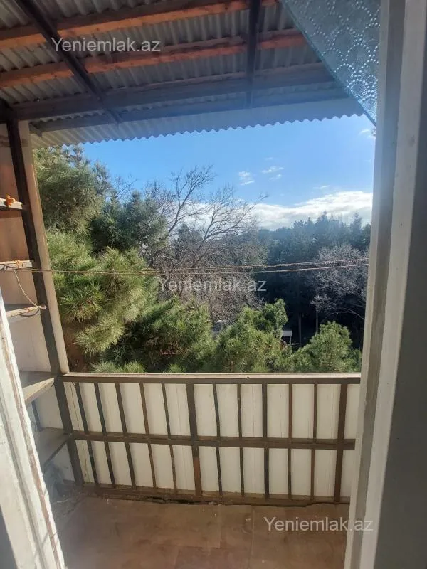 Satılır 3 otaqlı köhnə tikili 72 m²