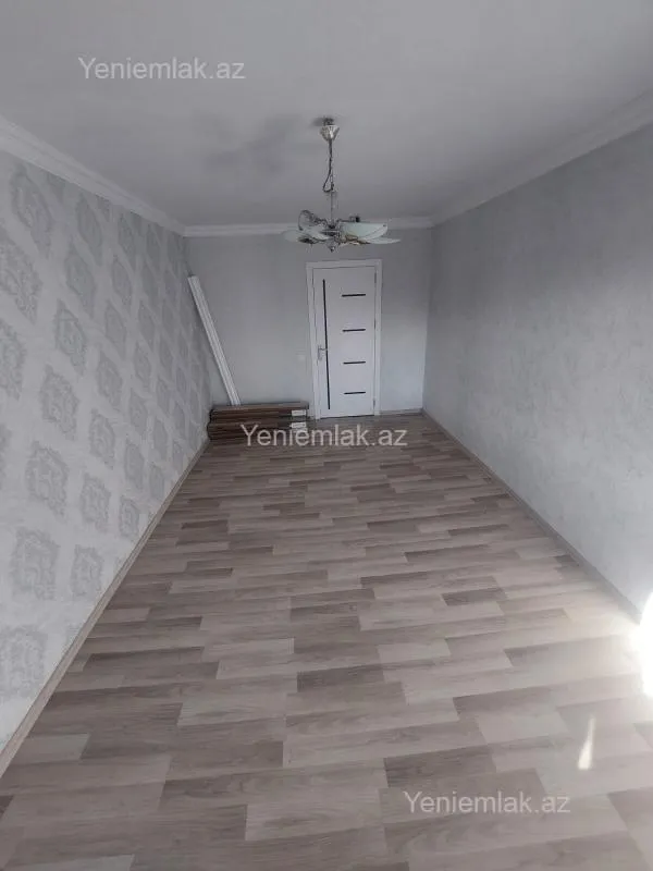 Satılır 3 otaqlı köhnə tikili 72 m²