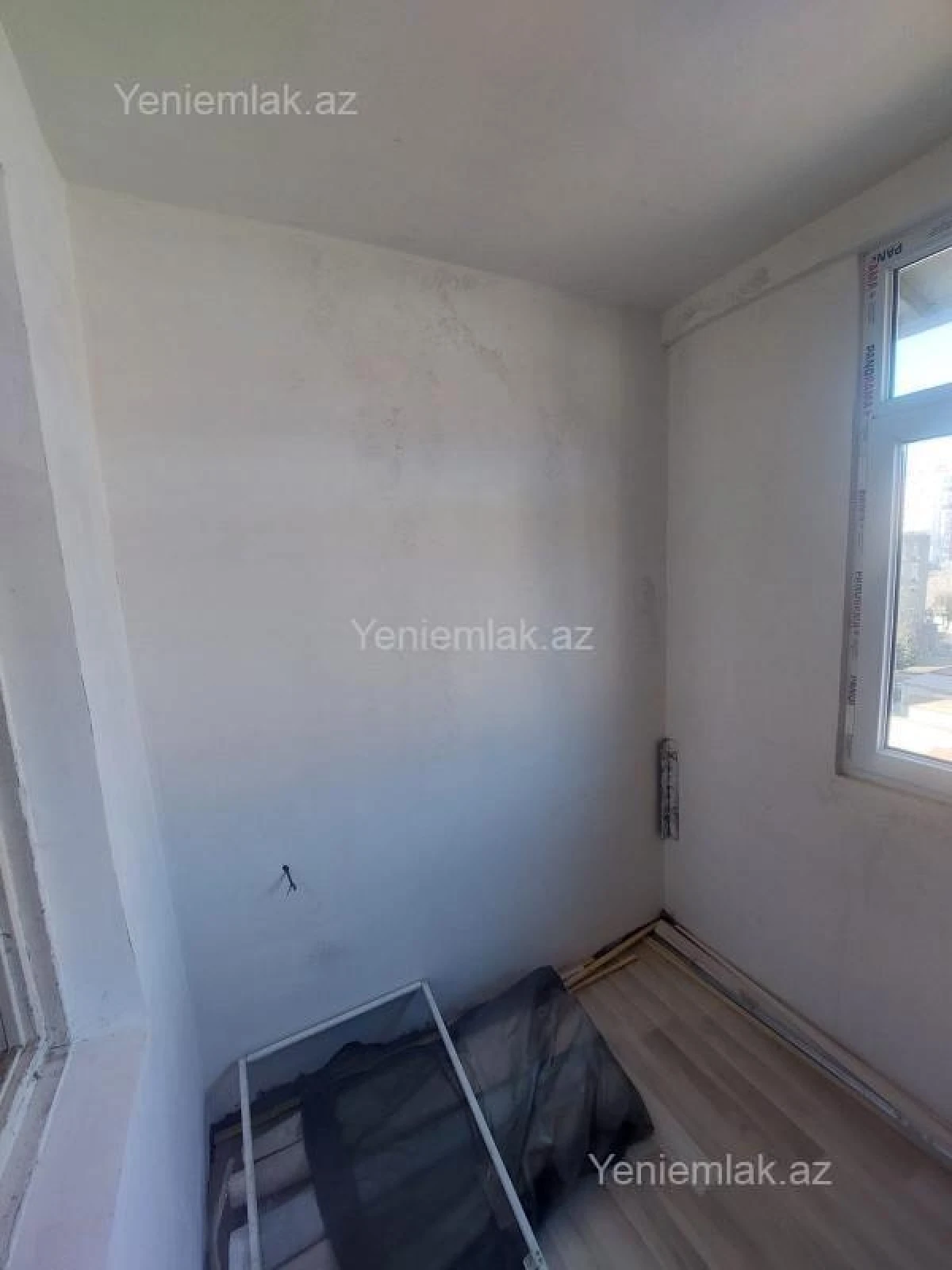 Satılır 3 otaqlı köhnə tikili 72 m²