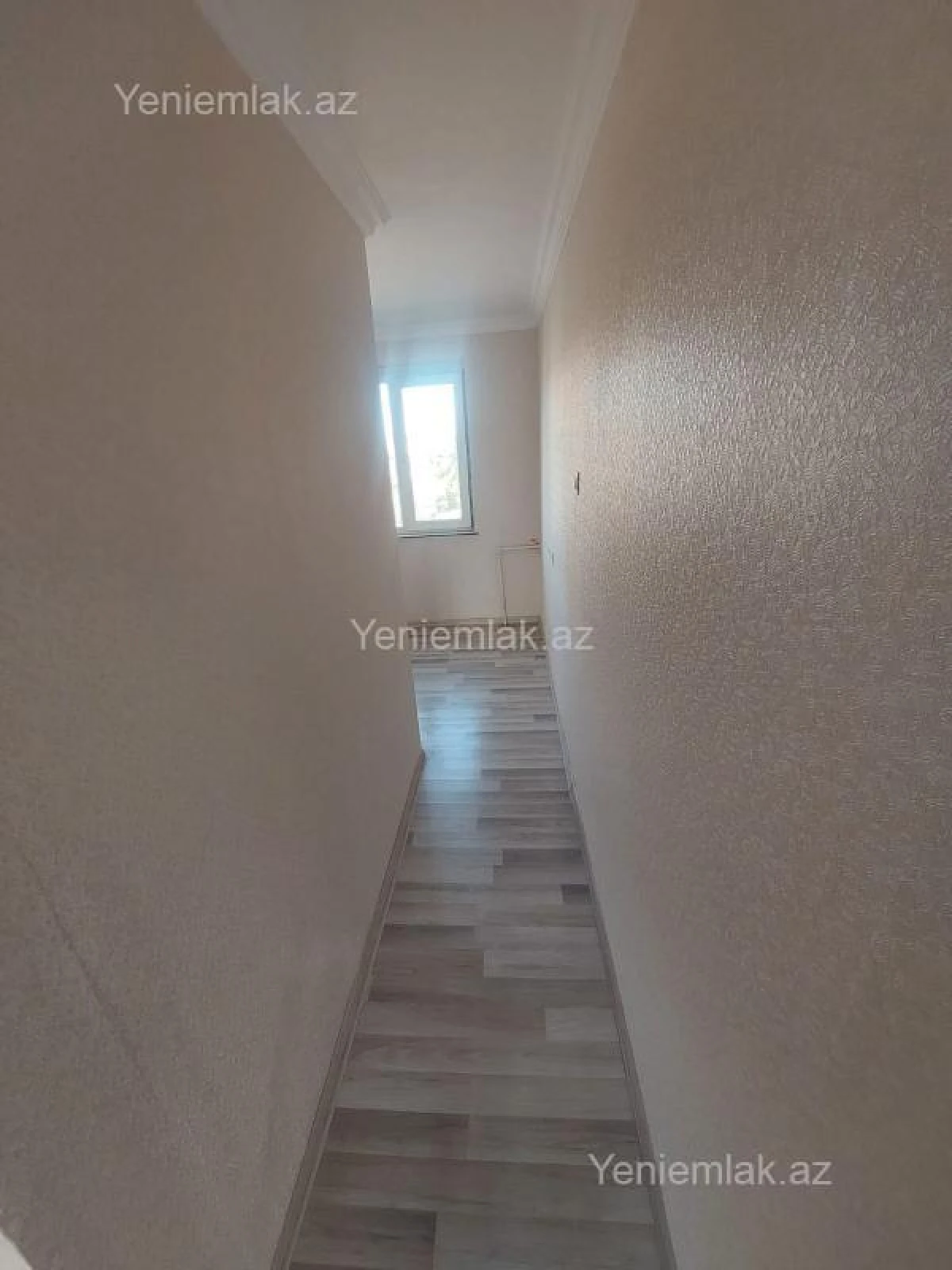 Satılır 3 otaqlı köhnə tikili 72 m²