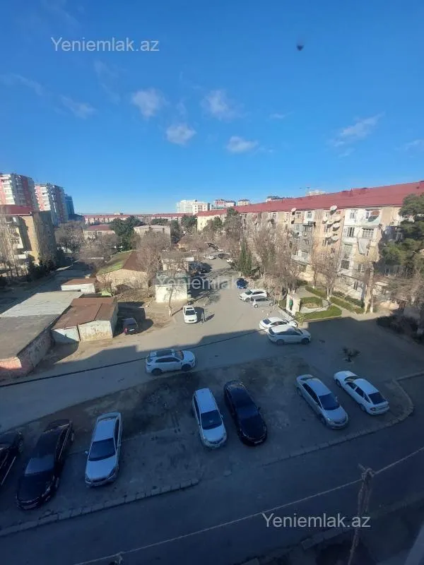 Satılır 3 otaqlı köhnə tikili 72 m²