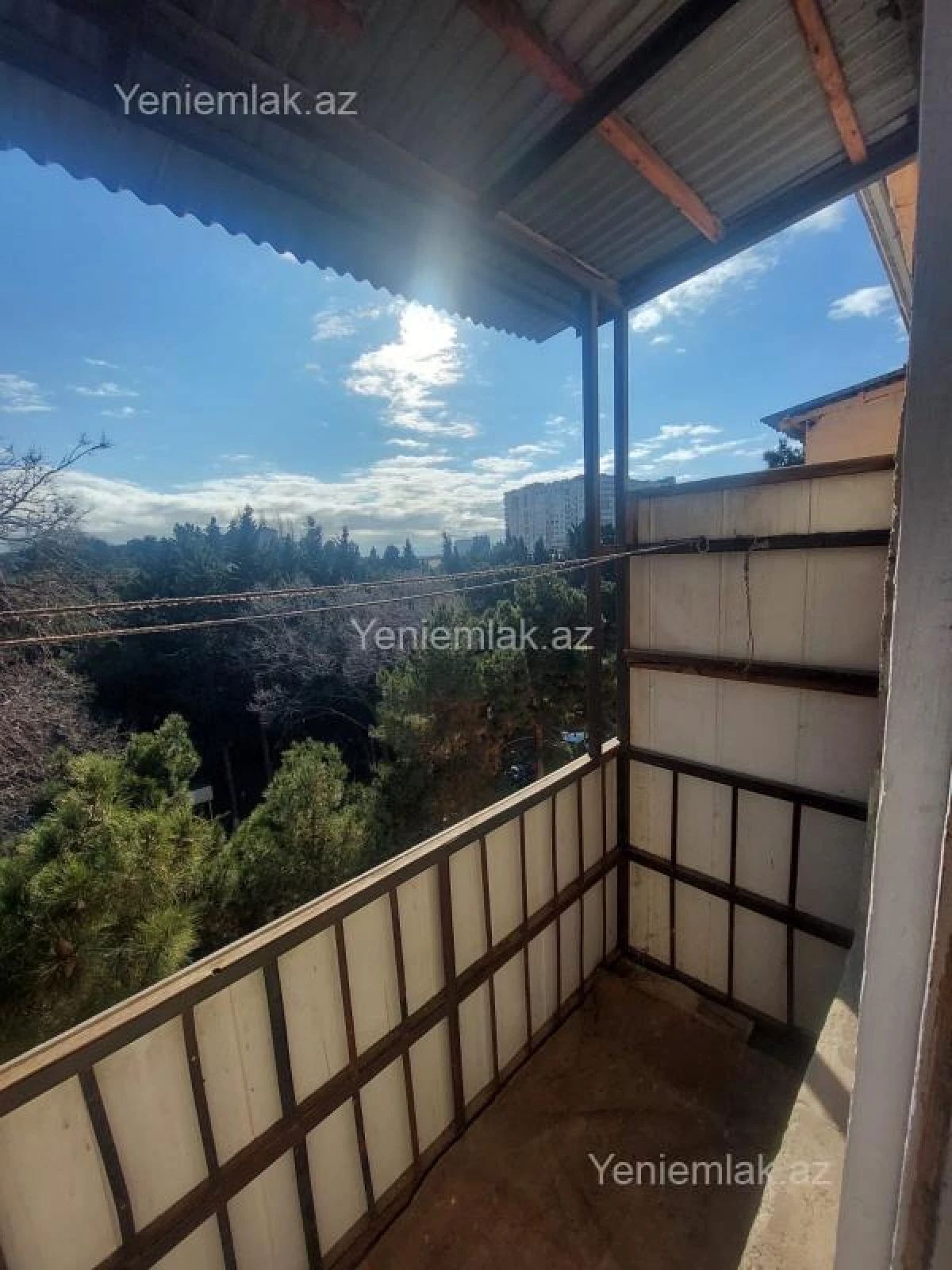 Satılır 3 otaqlı köhnə tikili 72 m²