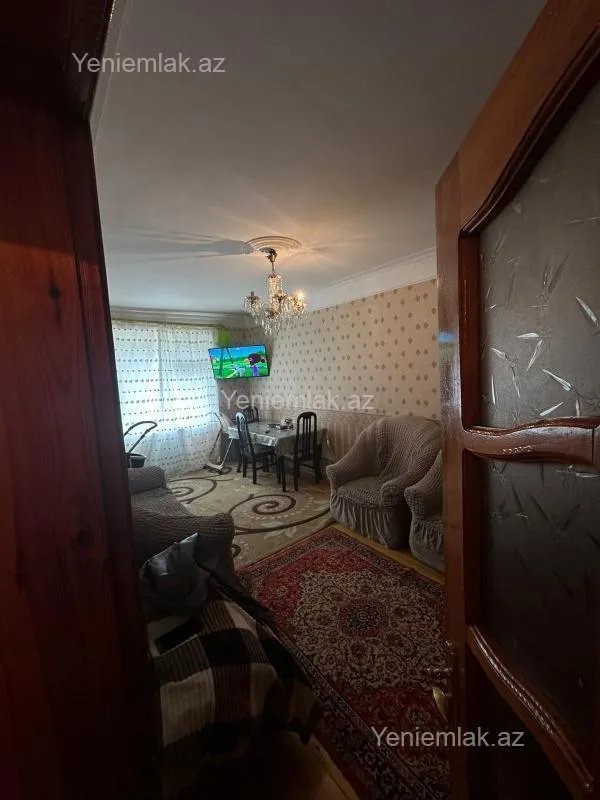 Satılır 2 otaqlı köhnə tikili 48 m²