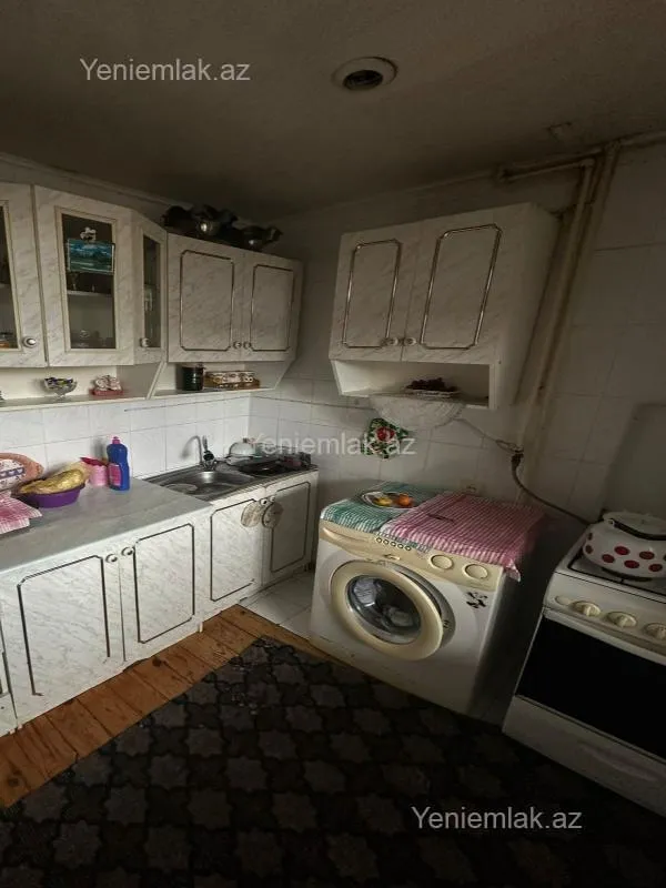 Satılır 2 otaqlı köhnə tikili 48 m²
