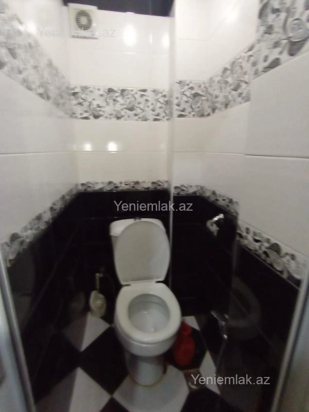 Satılır 3 otaqlı köhnə tikili 72 m²