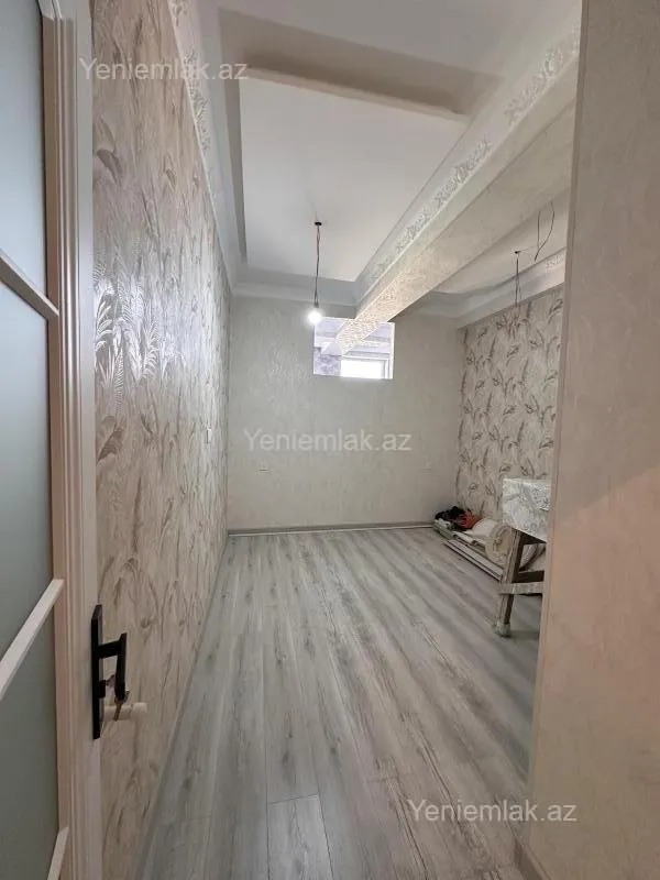 Satılır 3 otaqlı yeni tikili 70 m²