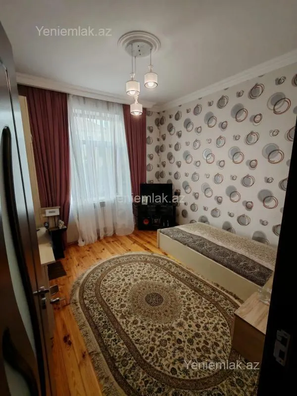 Satılır 5 otaqlı həyət evi 126 m²