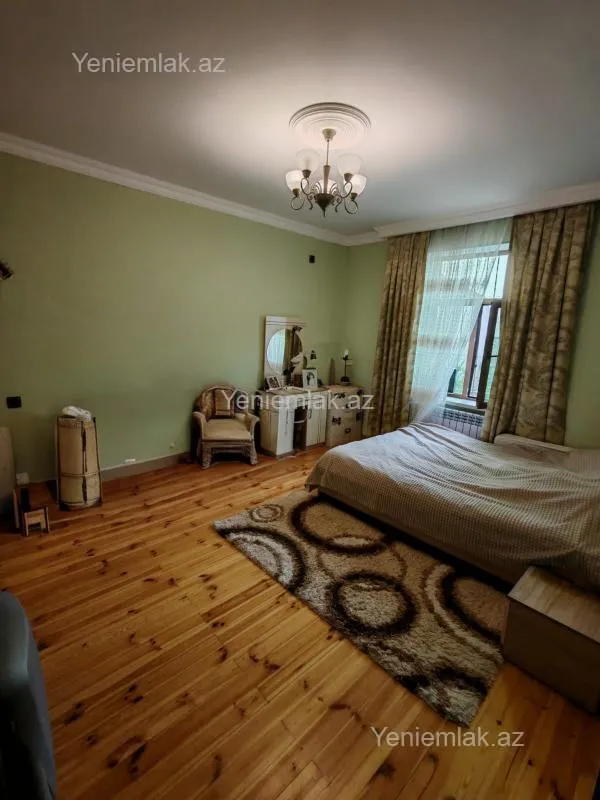 Satılır 5 otaqlı həyət evi 126 m²