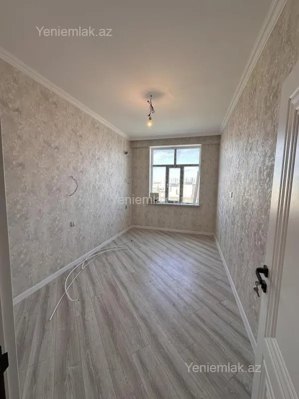 Satılır 4 otaqlı yeni tikili 76 m²
