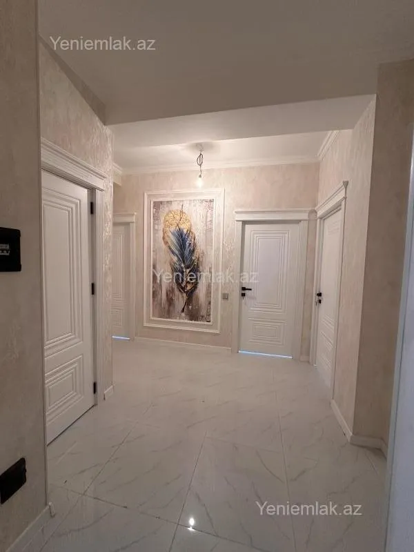 Satılır 4 otaqlı yeni tikili 76 m²