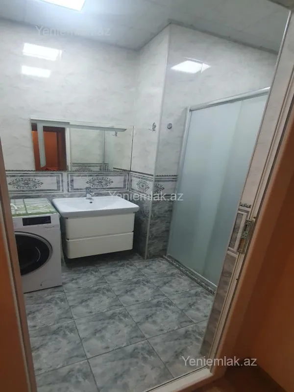 Satılır 3 otaqlı yeni tikili 102 m²