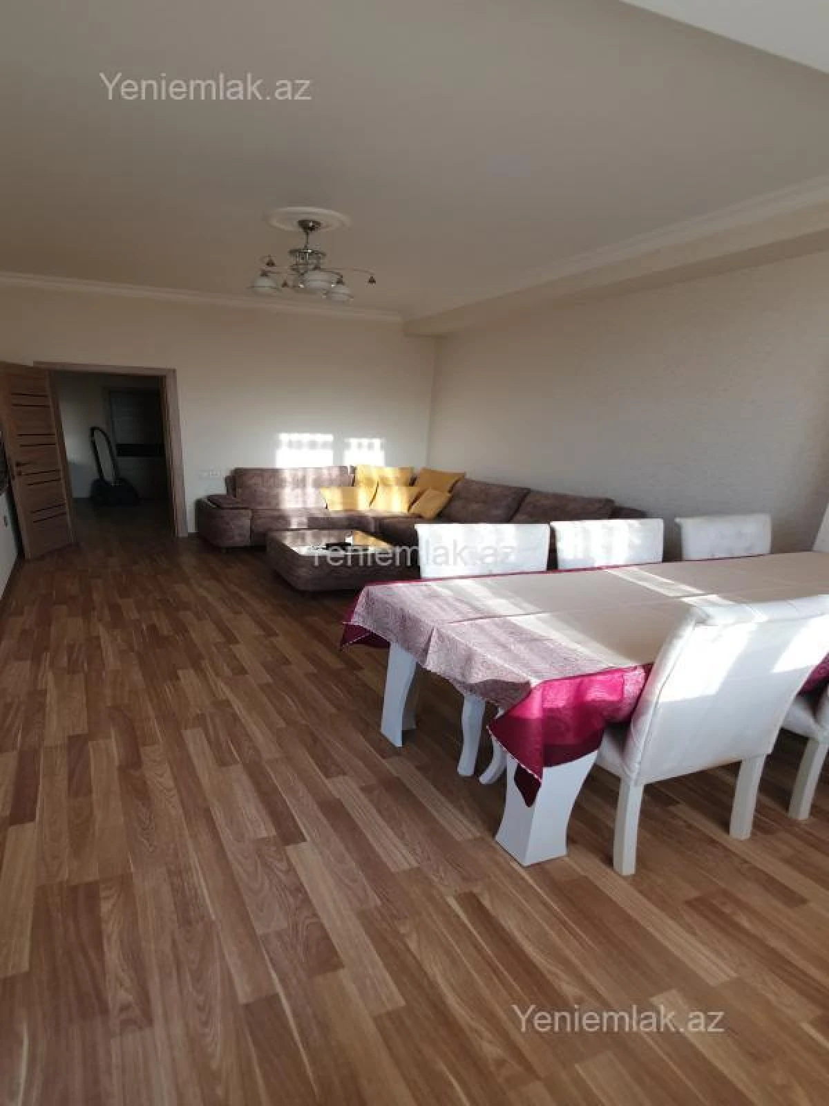 Satılır 3 otaqlı yeni tikili 102 m²
