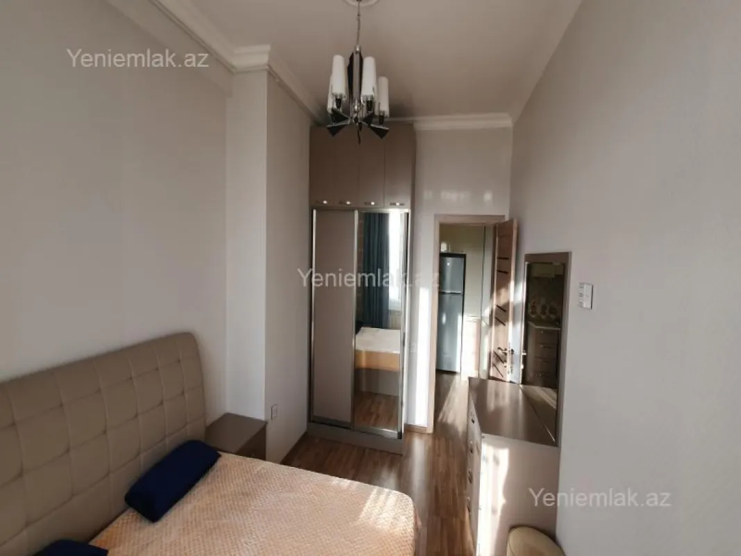 Satılır 3 otaqlı yeni tikili 102 m²