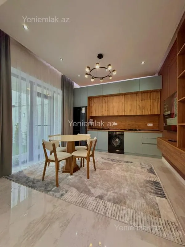 Satılır 4 otaqlı həyət evi 170 m²