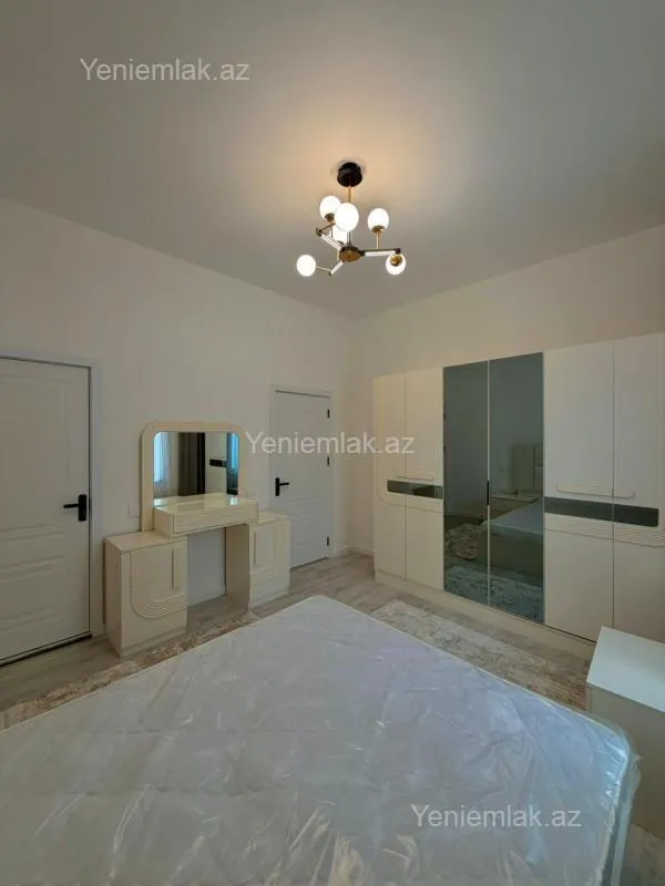 Satılır 4 otaqlı həyət evi 170 m²