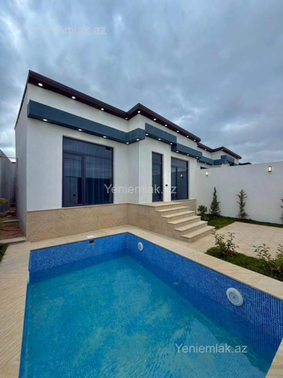 Satılır 4 otaqlı həyət evi 150 m²