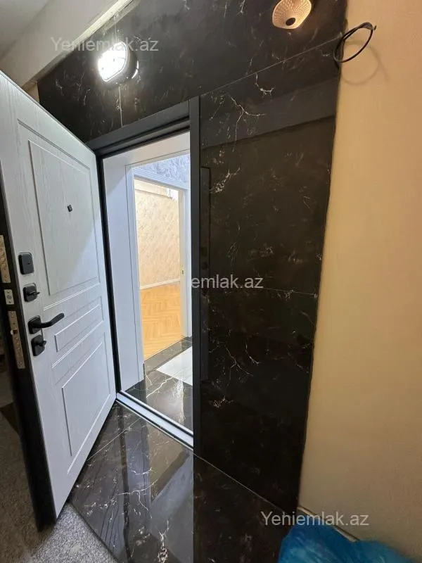 Satılır 2 otaqlı yeni tikili 70 m²