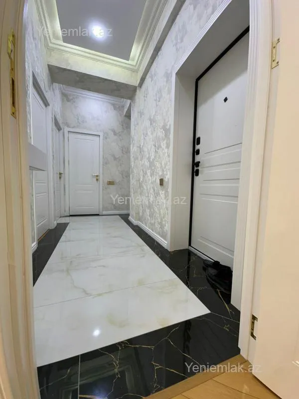Satılır 2 otaqlı yeni tikili 70 m²