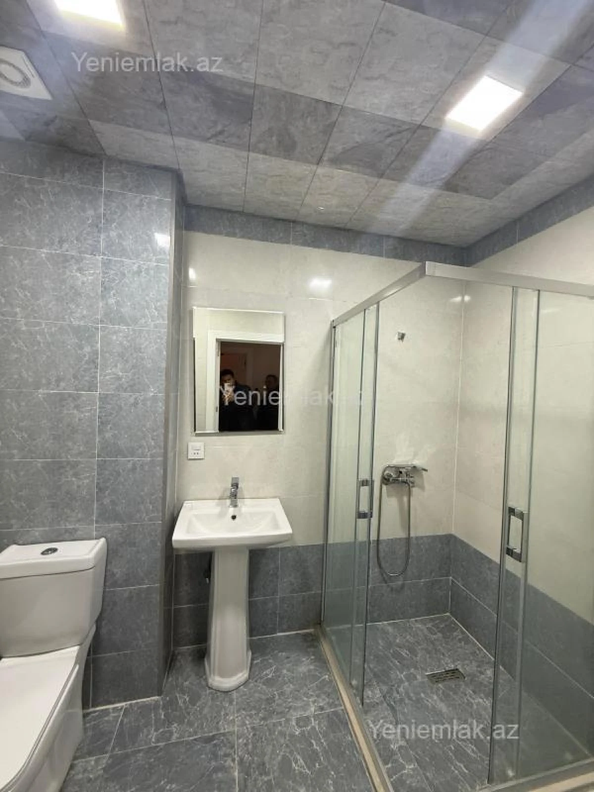 Satılır 2 otaqlı yeni tikili 75 m²