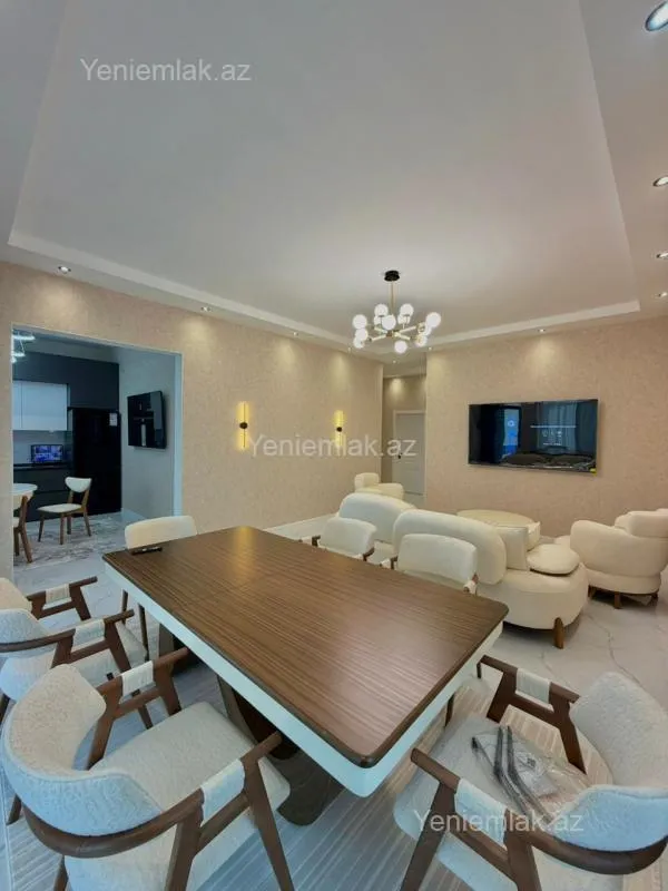 Satılır 4 otaqlı həyət evi 160 m²