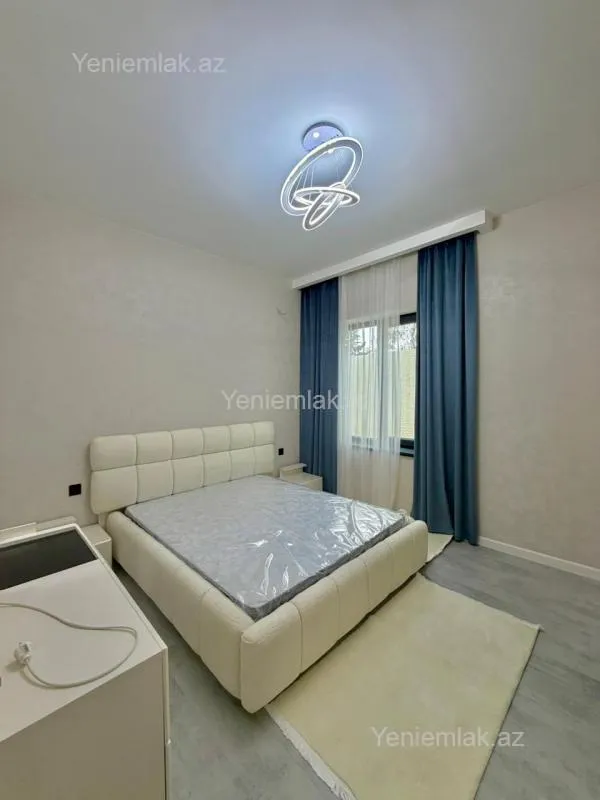 Satılır 4 otaqlı həyət evi 160 m²