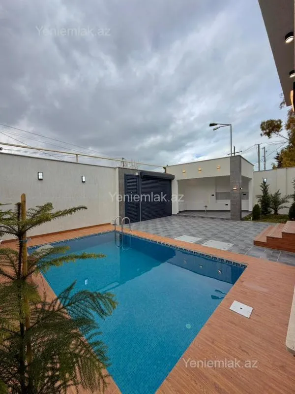 Satılır 4 otaqlı həyət evi 160 m²