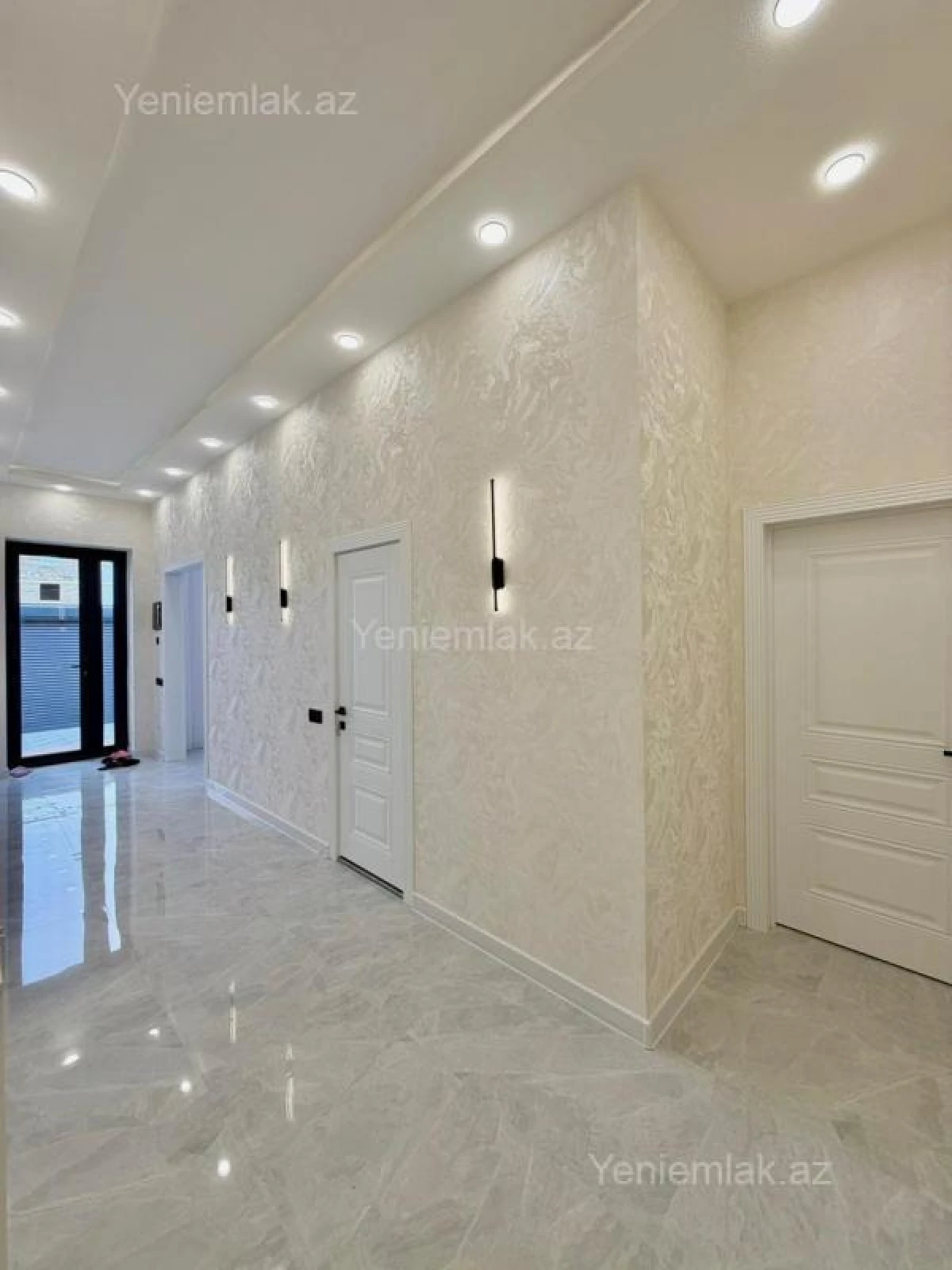 Satılır 4 otaqlı həyət evi 160 m²