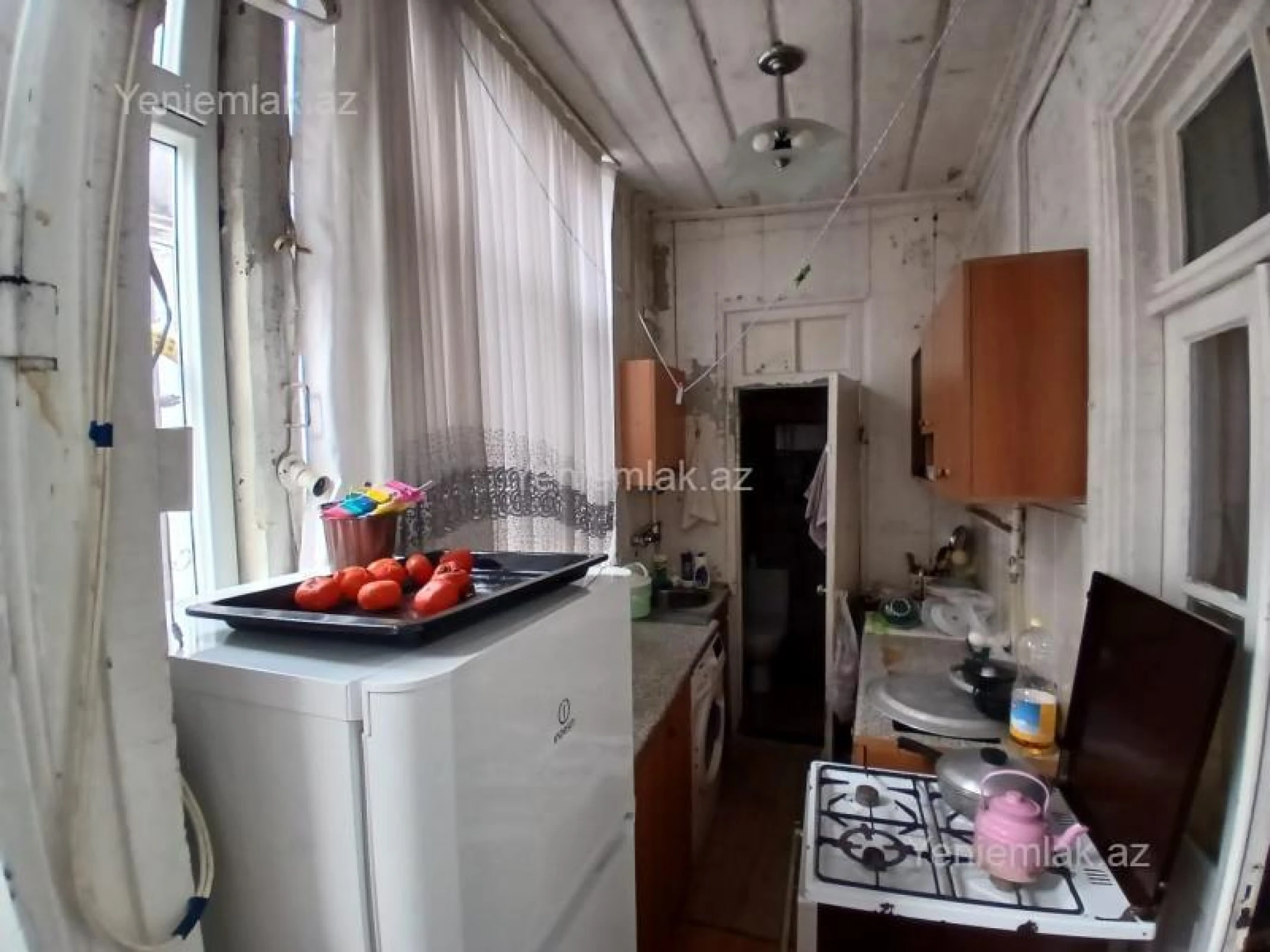 Satılır 2 otaqlı köhnə tikili 57 m²