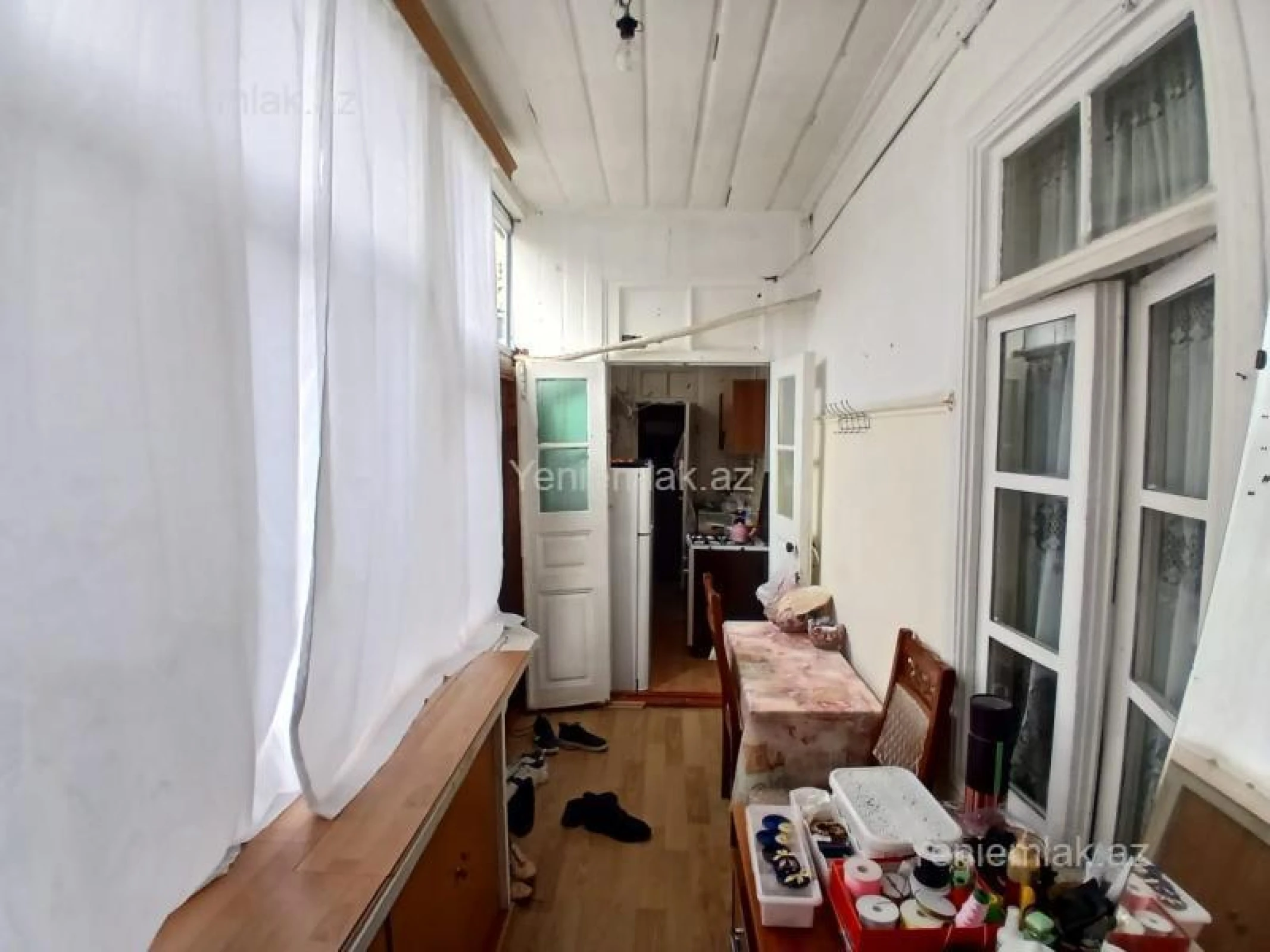 Satılır 2 otaqlı köhnə tikili 57 m²