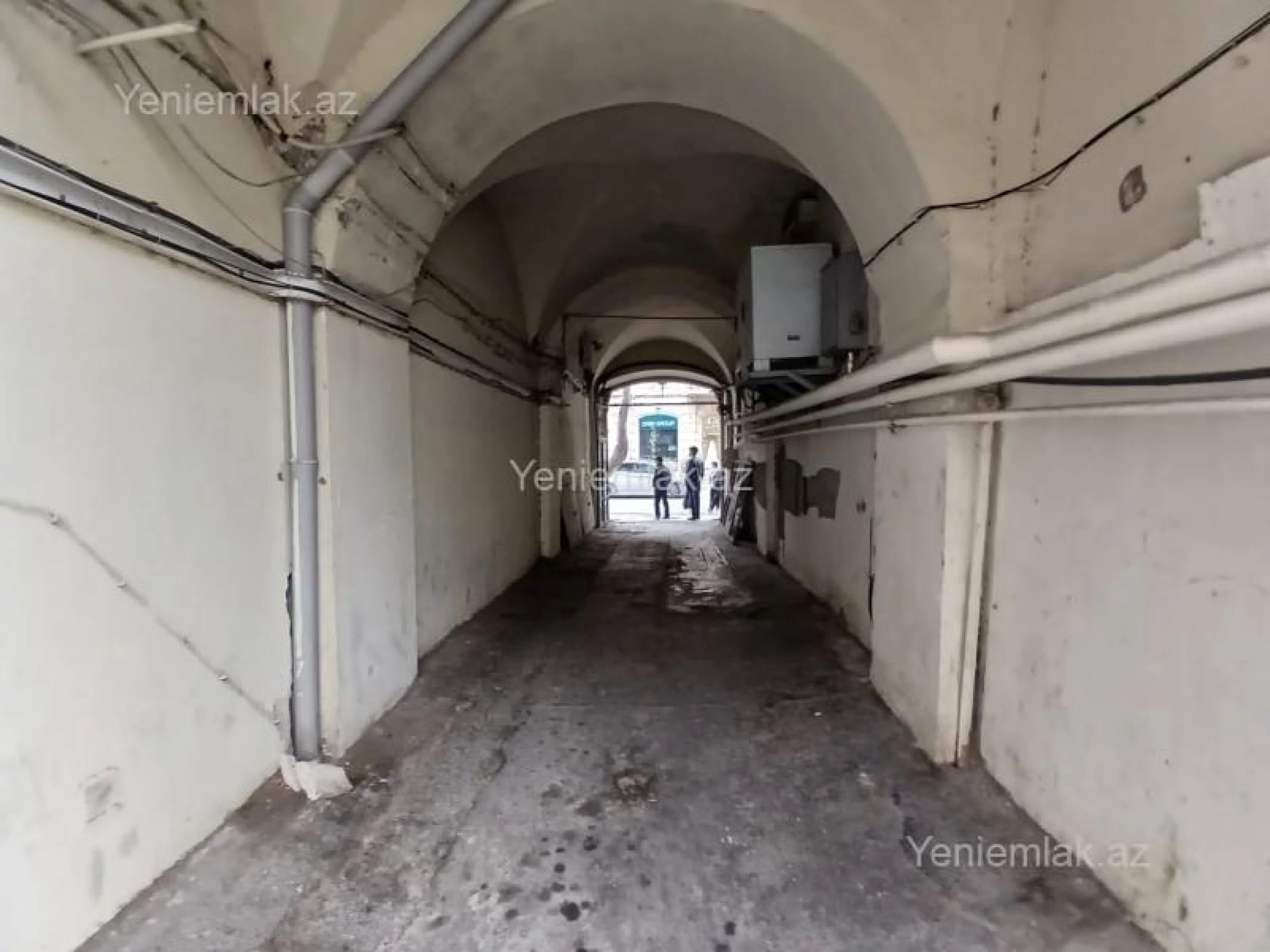 Satılır 2 otaqlı köhnə tikili 57 m²