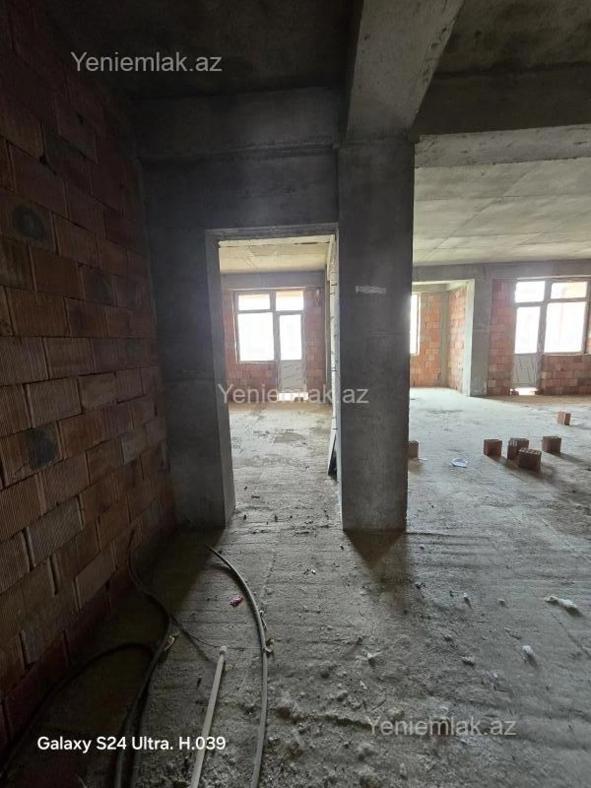 Satılır 2 otaqlı yeni tikili 110 m²