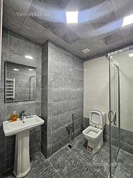Satılır 2 otaqlı yeni tikili 95 m²