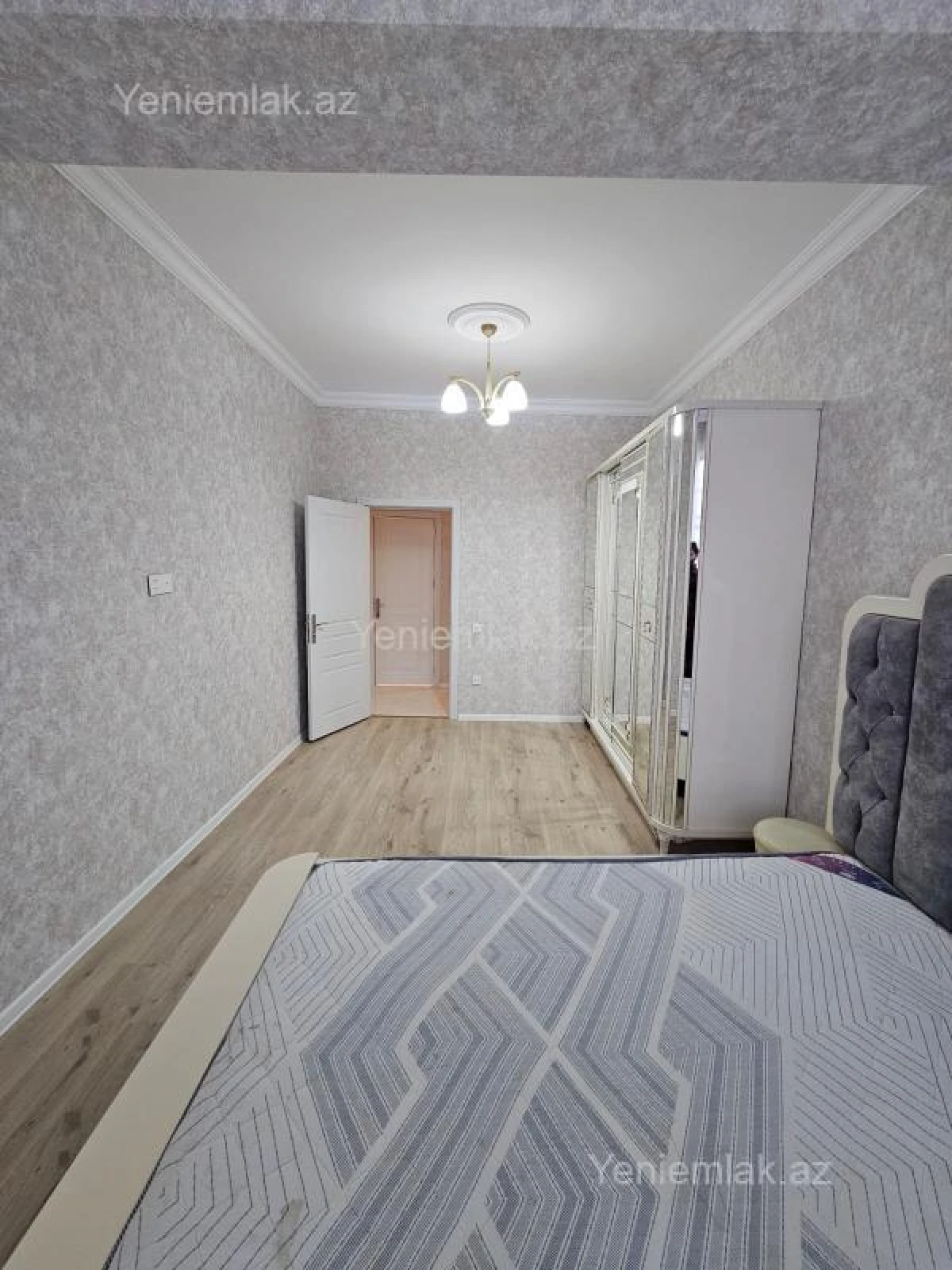 Satılır 2 otaqlı yeni tikili 95 m²