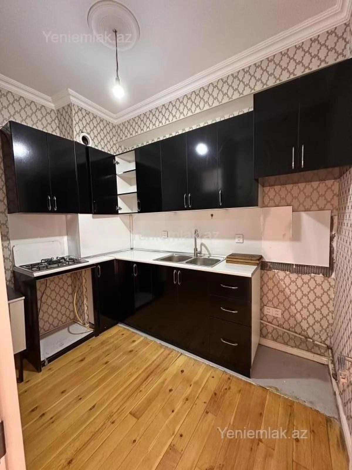 Satılır 3 otaqlı yeni tikili 88.1 m²