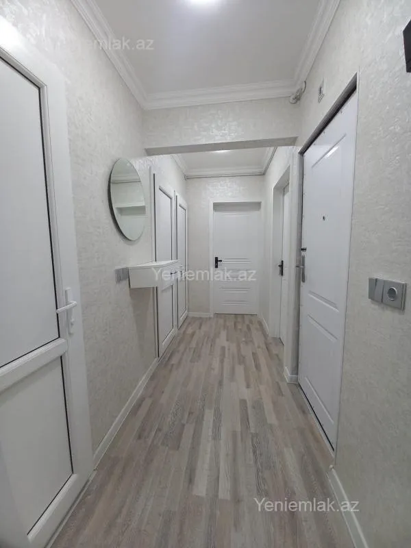 Satılır 3 otaqlı köhnə tikili 60 m²