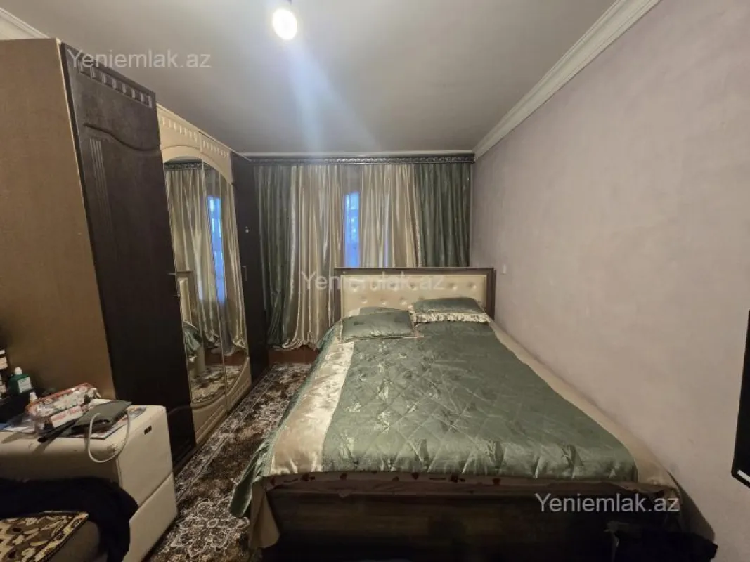 Satılır 1 otaqlı köhnə tikili 30 m²
