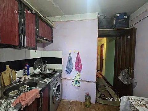 Satılır 1 otaqlı köhnə tikili 30 m²