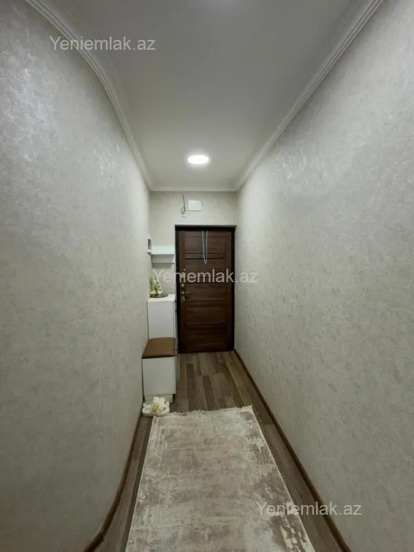 Satılır 3 otaqlı yeni tikili 82 m²