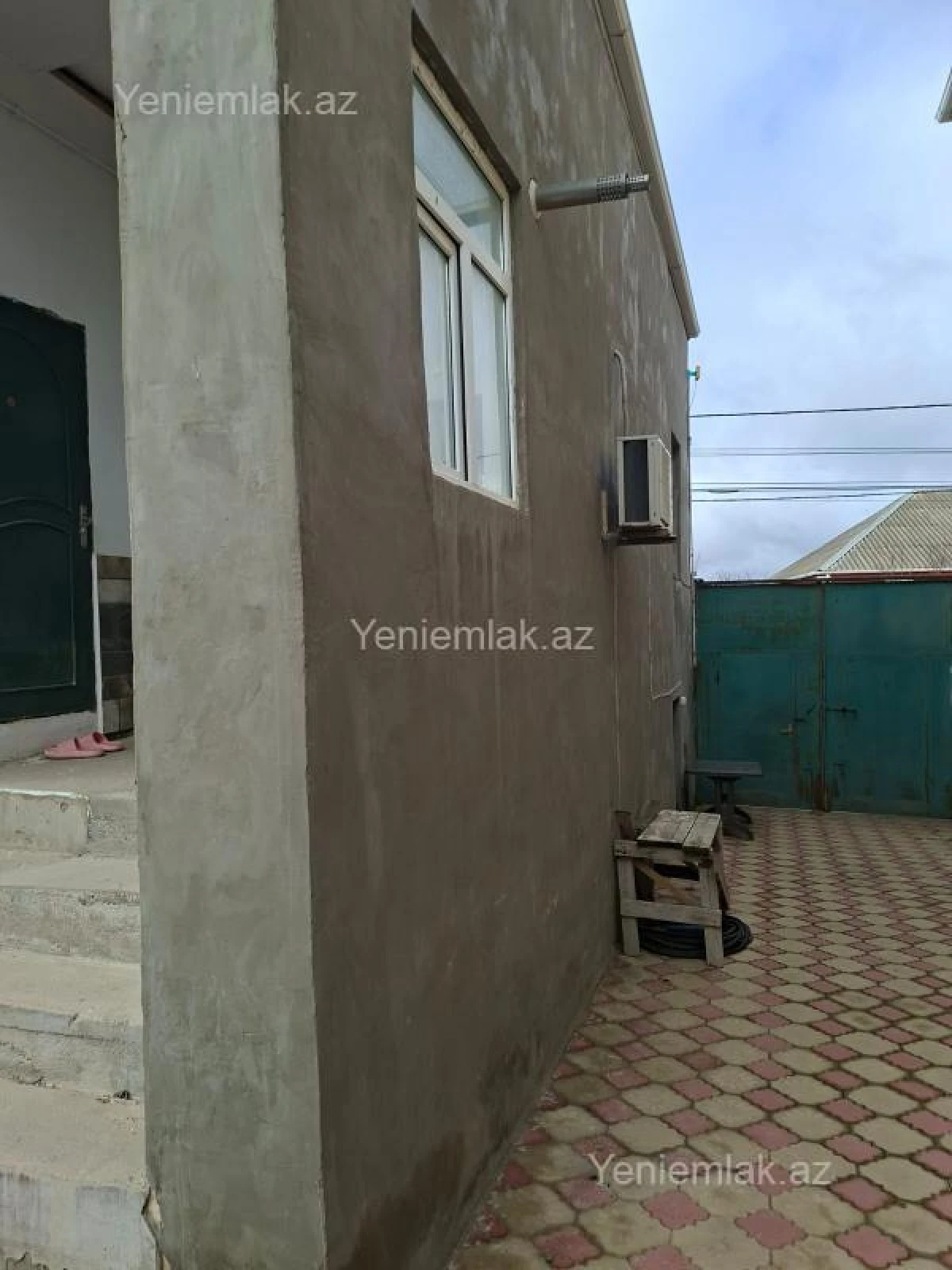 Satılır 3 otaqlı həyət evi 200 m²