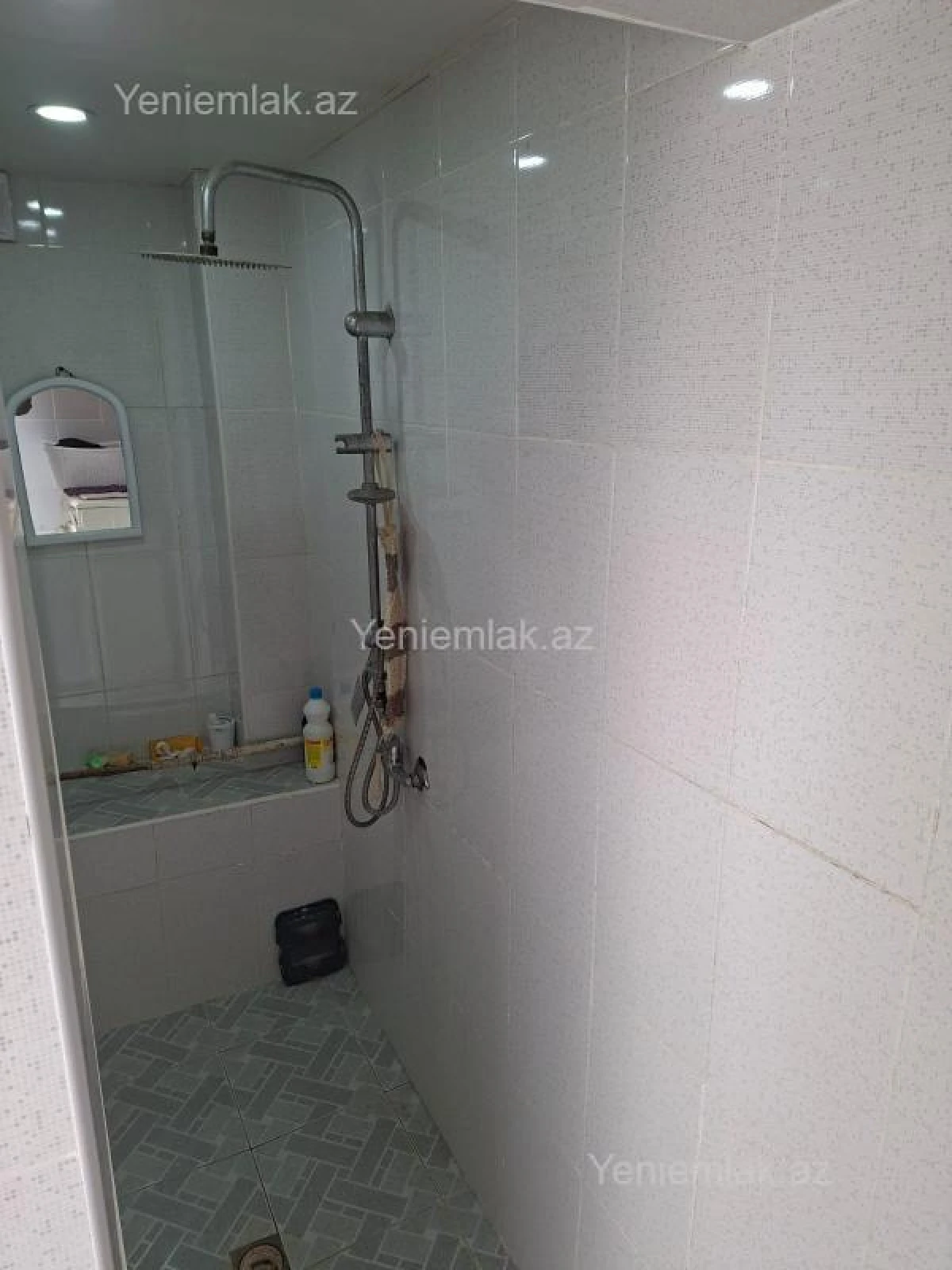 Satılır 3 otaqlı həyət evi 200 m²