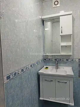 Satılır 3 otaqlı köhnə tikili 70 m²