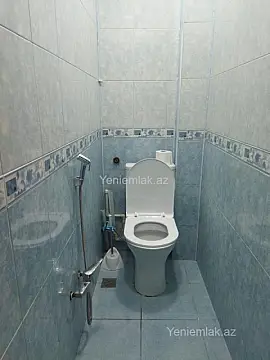 Satılır 3 otaqlı köhnə tikili 70 m²