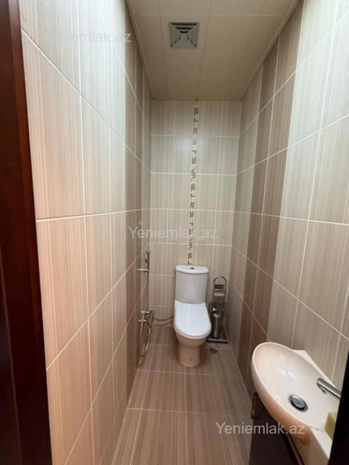 Satılır 3 otaqlı yeni tikili 120 m²