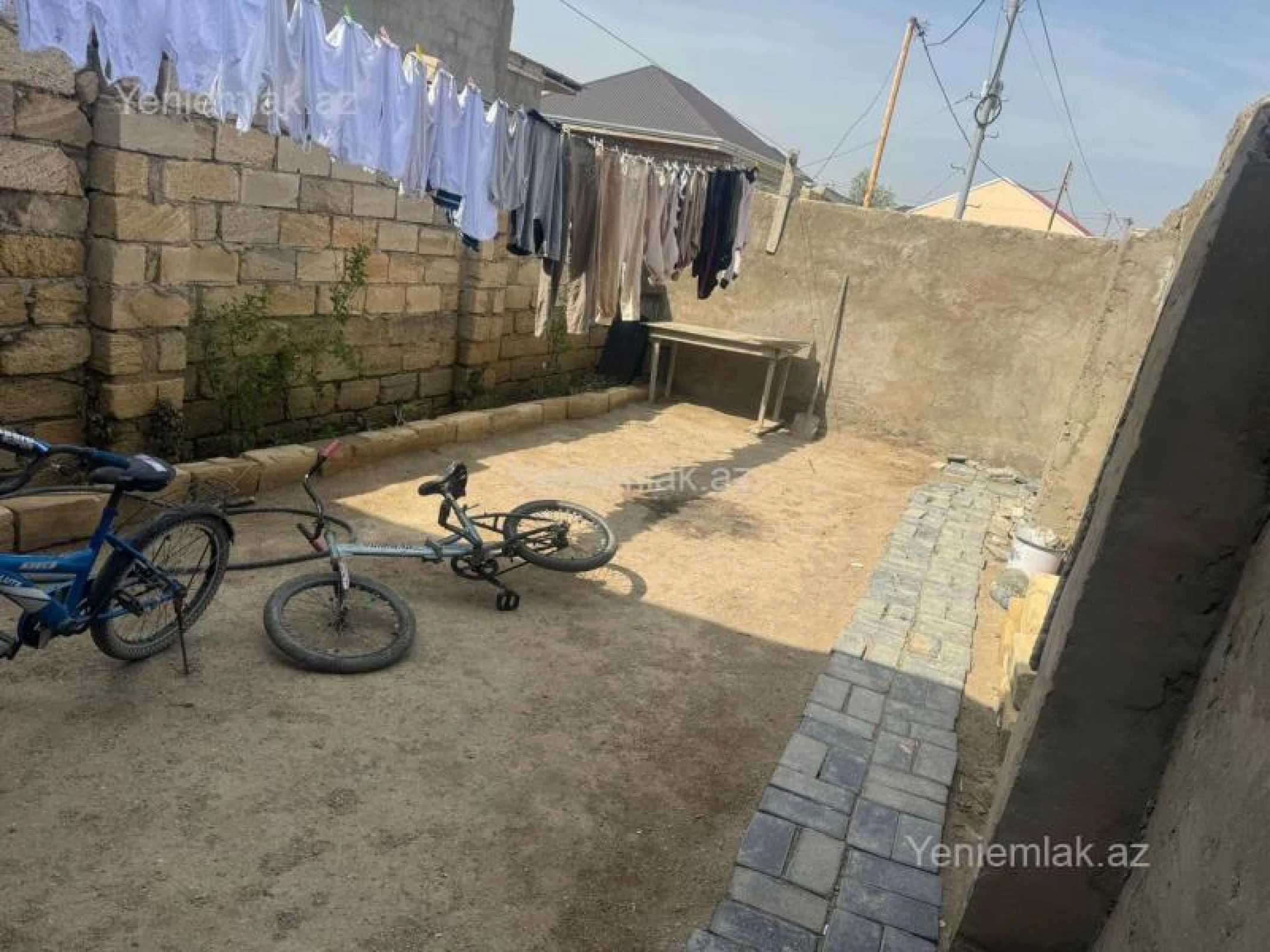 Satılır 3 otaqlı həyət evi 100 m²
